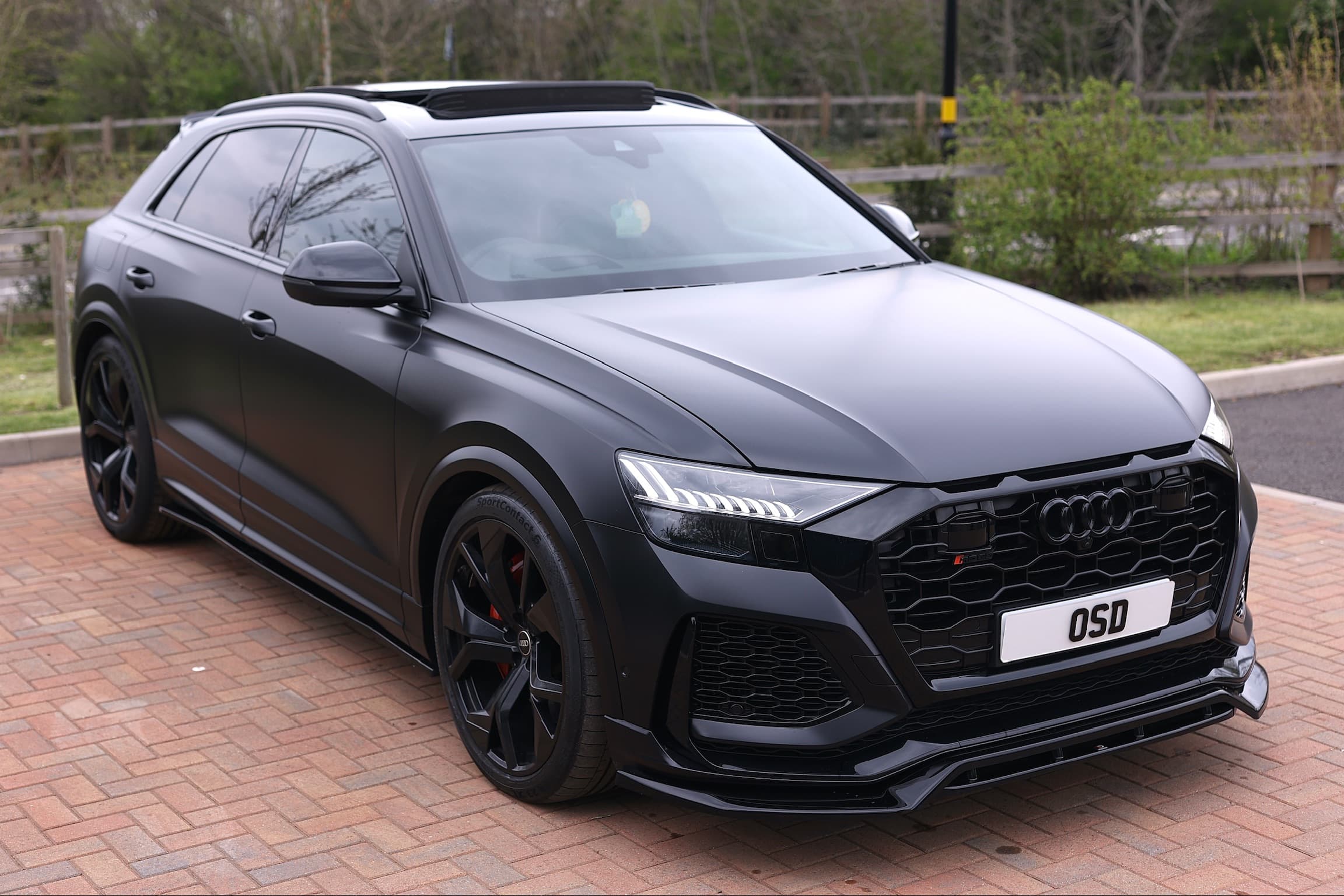 Audi RSQ8