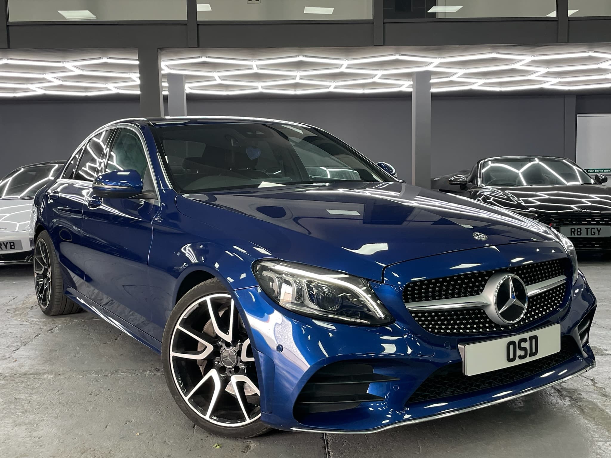 Mercedes-Benz C300