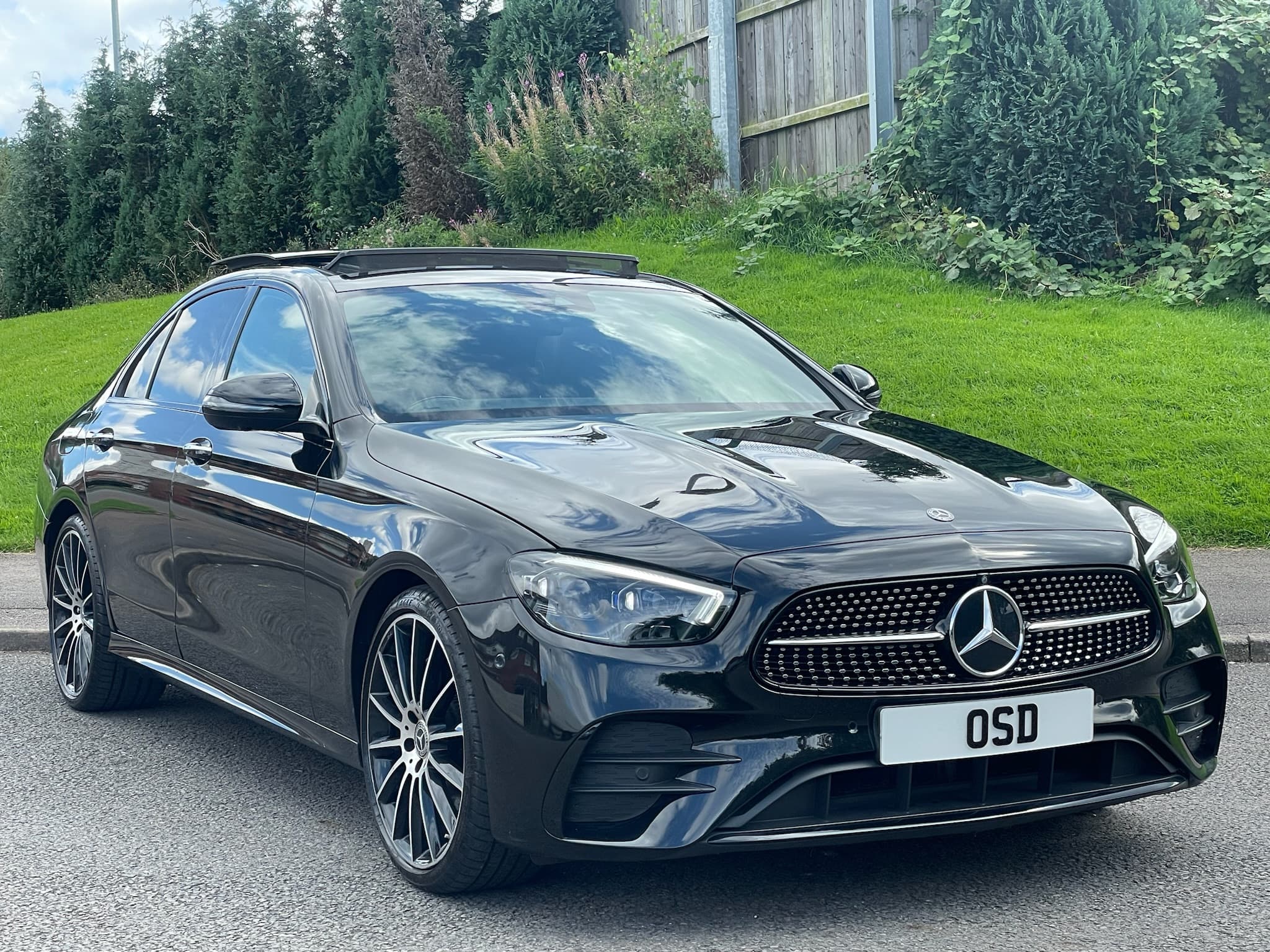 Mercedes-Benz E220