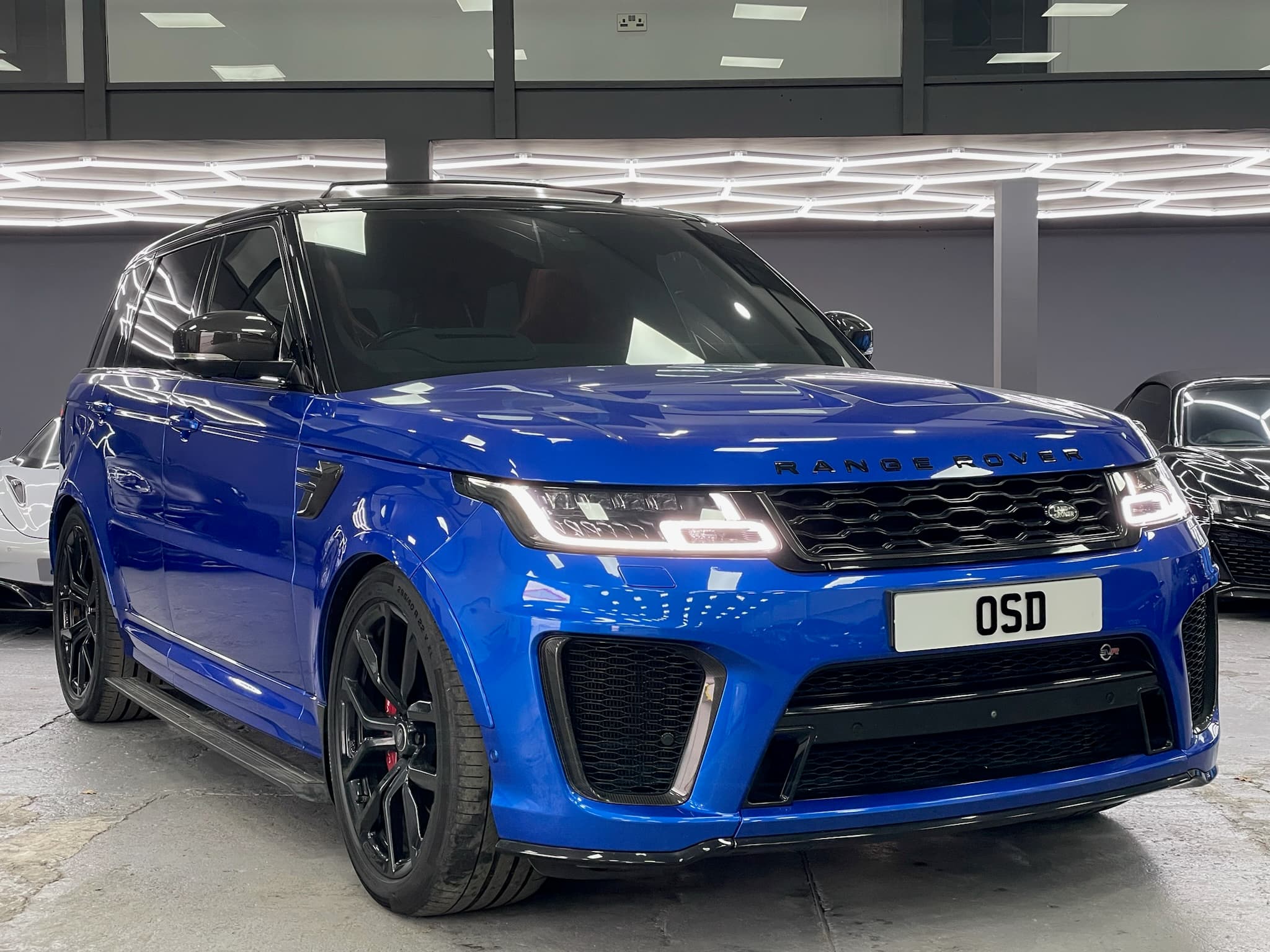 Range Rover Sport SVR Blue